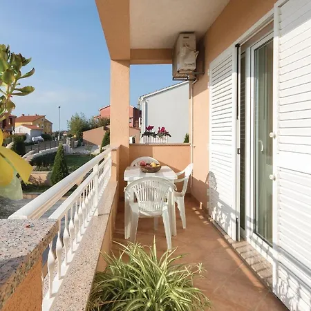 2 Bedroom In Apartment