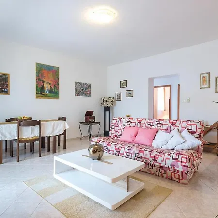 2 Bedroom In
