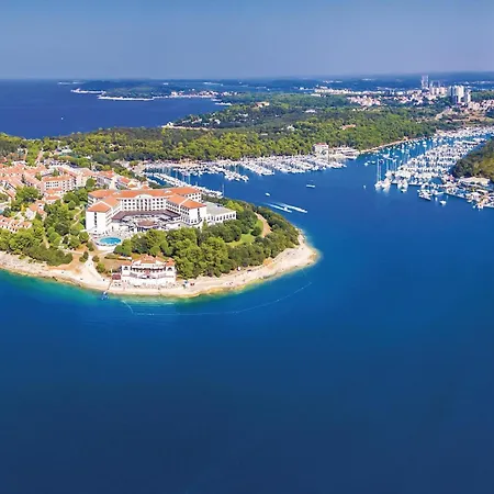 2 Bedroom Amazing In Διαμέρισμα *