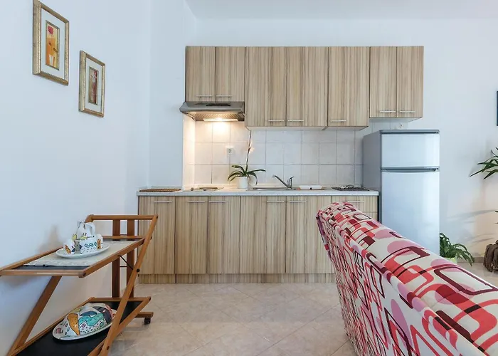 2 Bedroom Amazing In Διαμέρισμα Πούλα