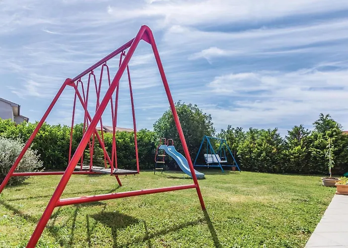 Appartamento 2 Bedroom Amazing In *